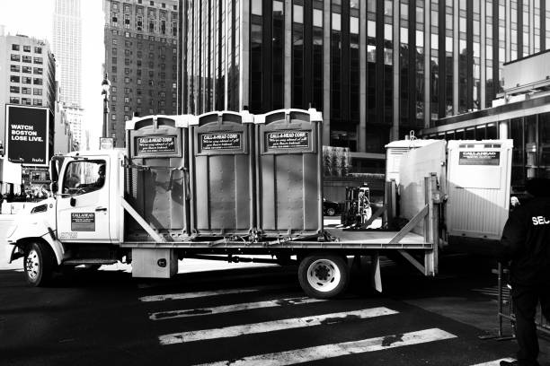 Best Portable toilet rental cost  in Fairborn, OH